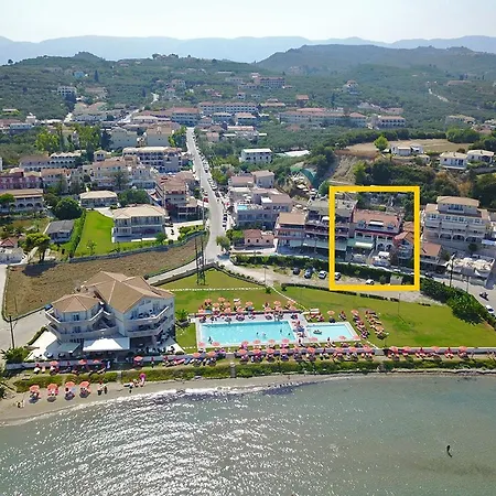 公寓 Andretina Sea View *